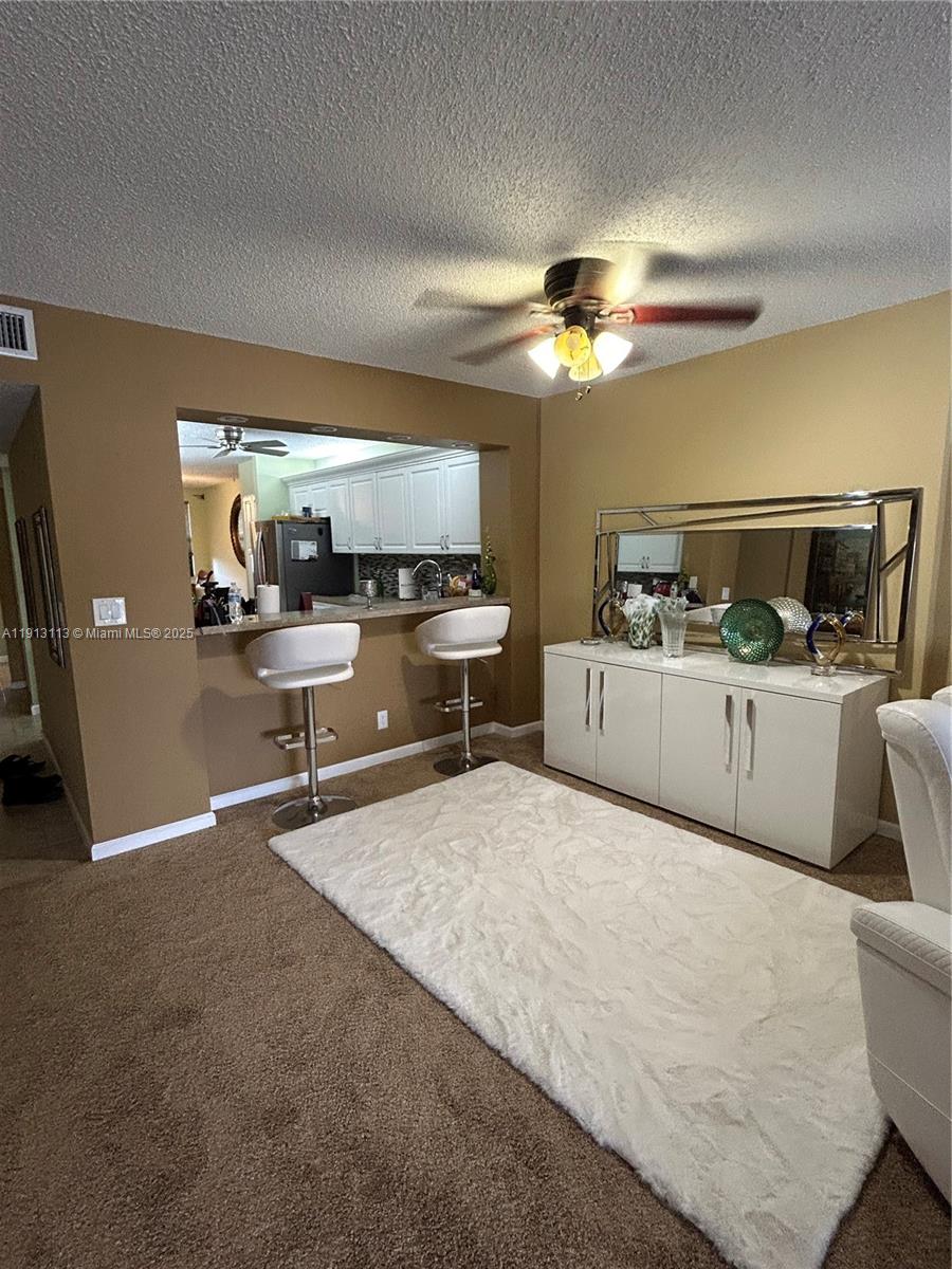 FAIRFAX CONDOMINIUM - Residential Lease