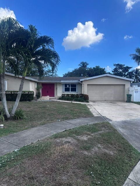 6545 NW 3rd St Margate FL 33063