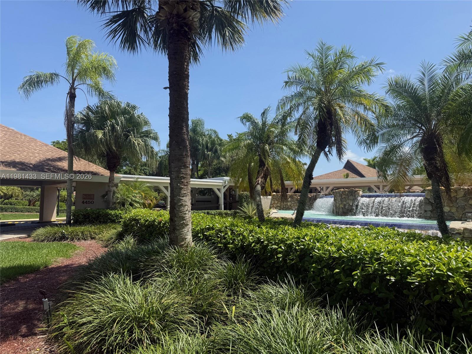 LAKES OF THE MEADOW SEC 3 - Residential