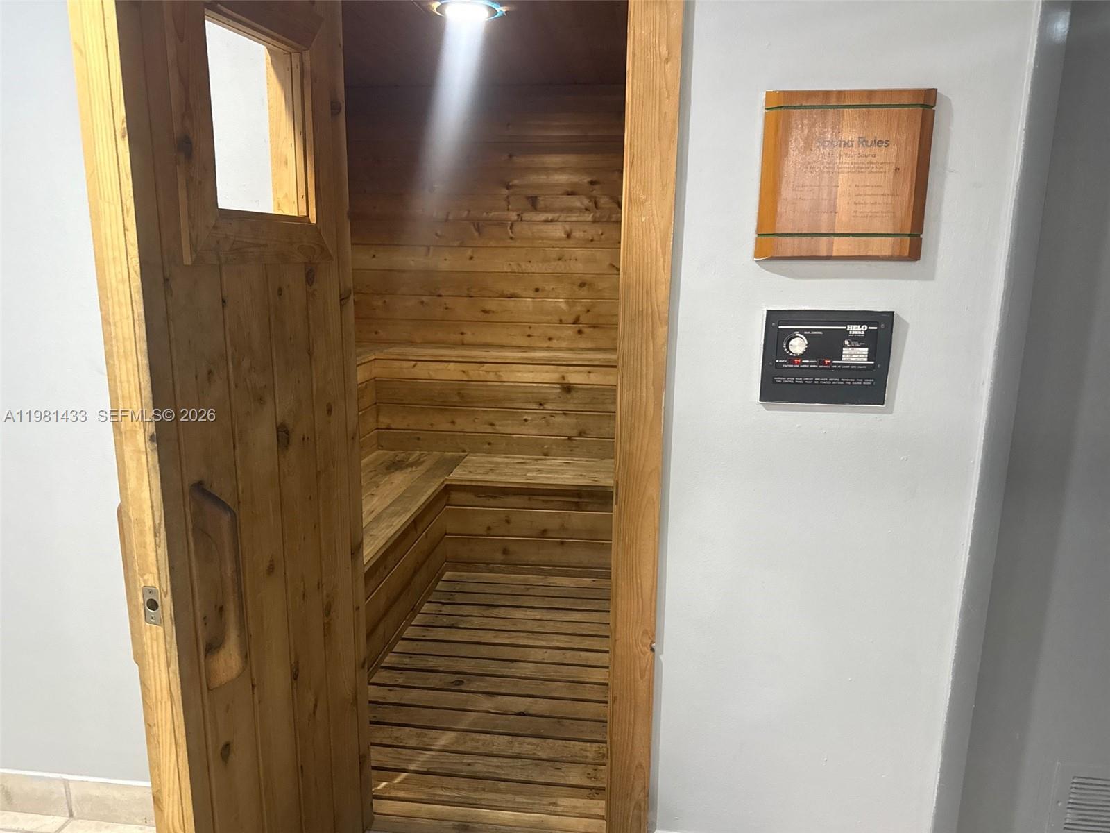 LAKES OF THE MEADOW SEC 3 - Residential