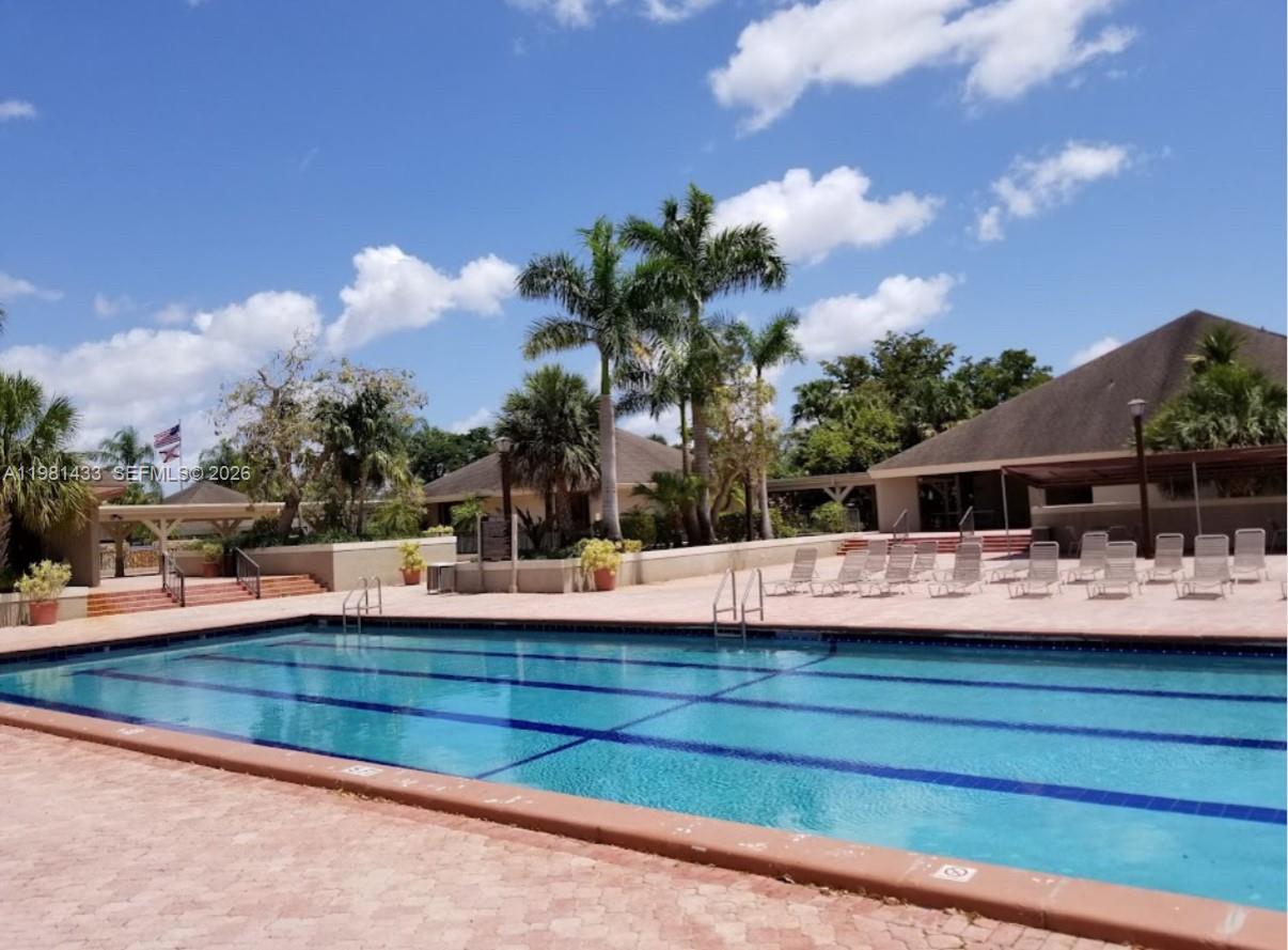 LAKES OF THE MEADOW SEC 3 - Residential