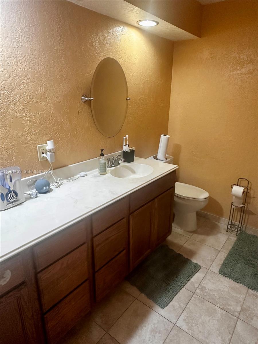 LAKES OF THE MEADOW SEC 3 - Residential