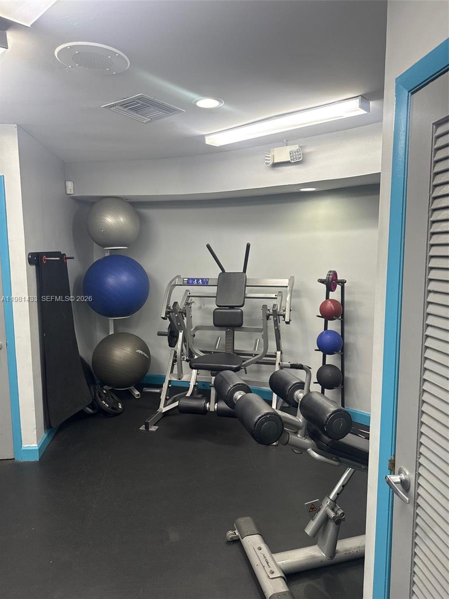 LAKES OF THE MEADOW SEC 3 - Residential