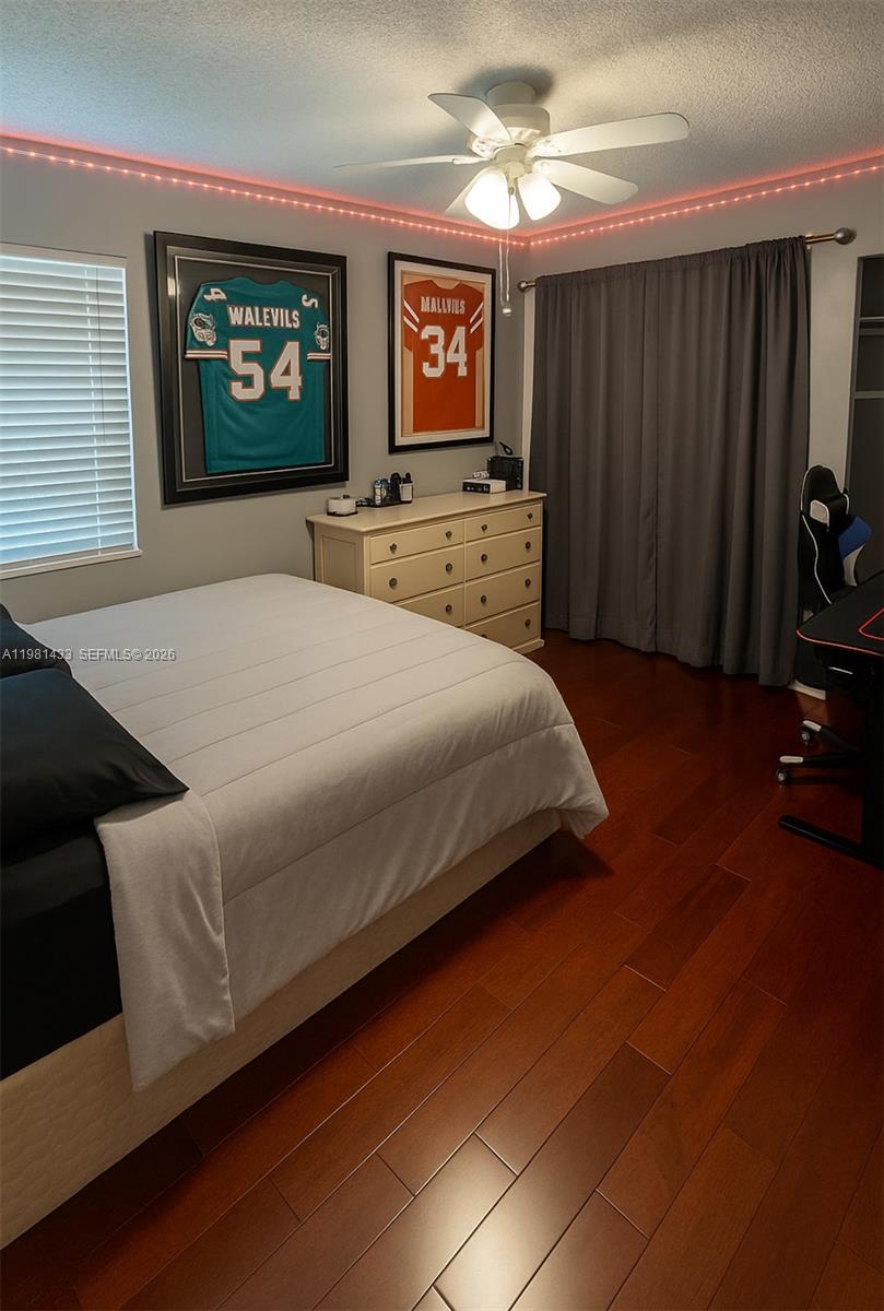 LAKES OF THE MEADOW SEC 3 - Residential