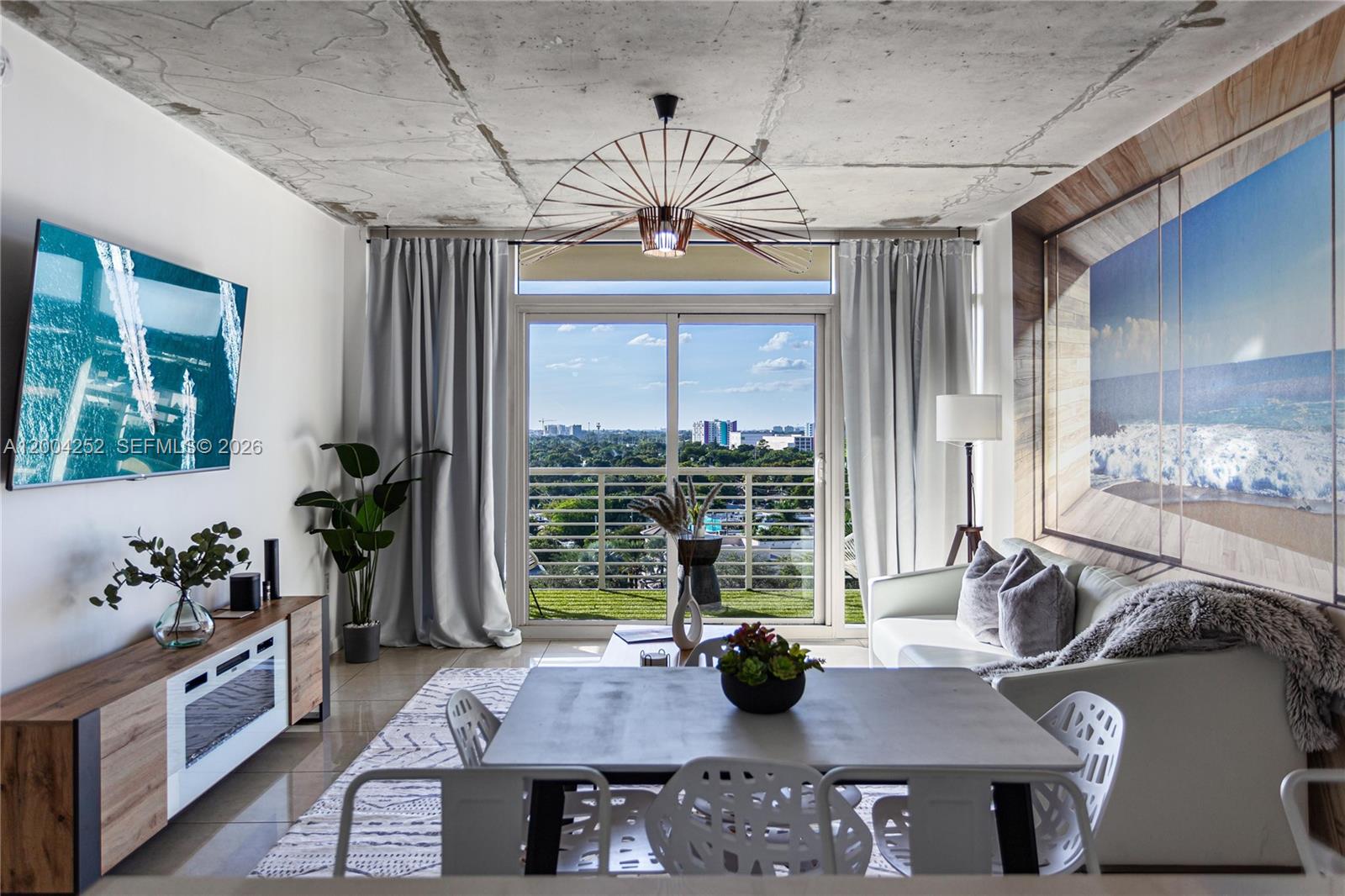 MIDBLOCK MIAMI CONDO - Residential