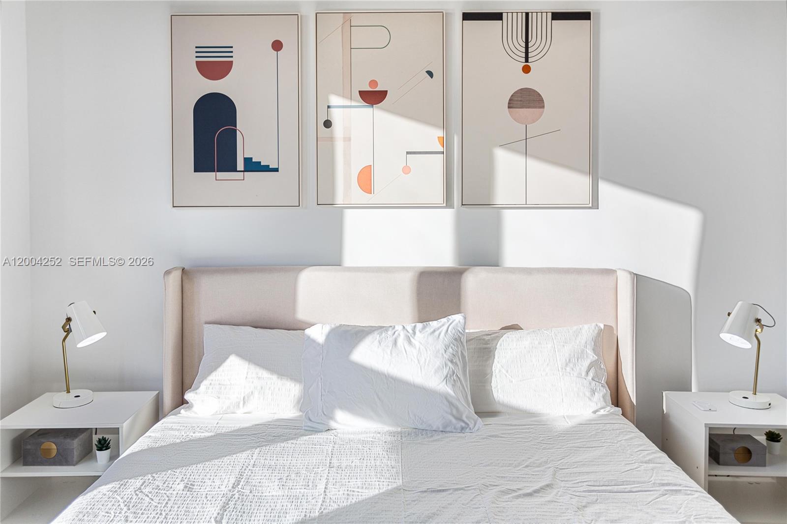 MIDBLOCK MIAMI CONDO - Residential