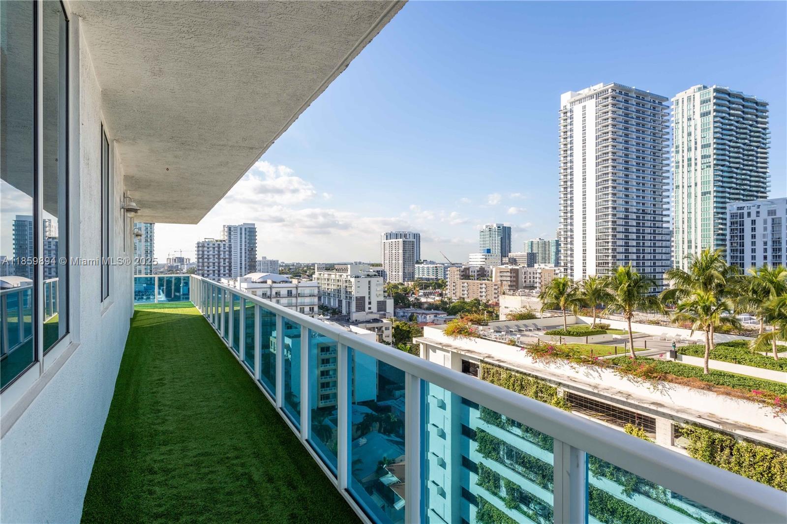 STAR LOFTS ON THE BAY CON - Residential