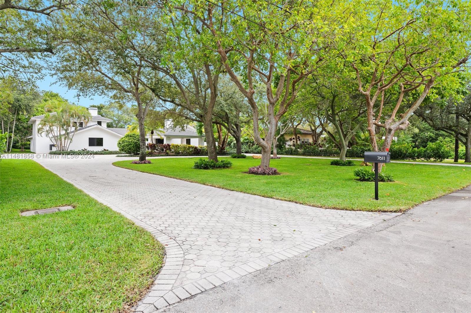 SUNSET VISTAS - Residential