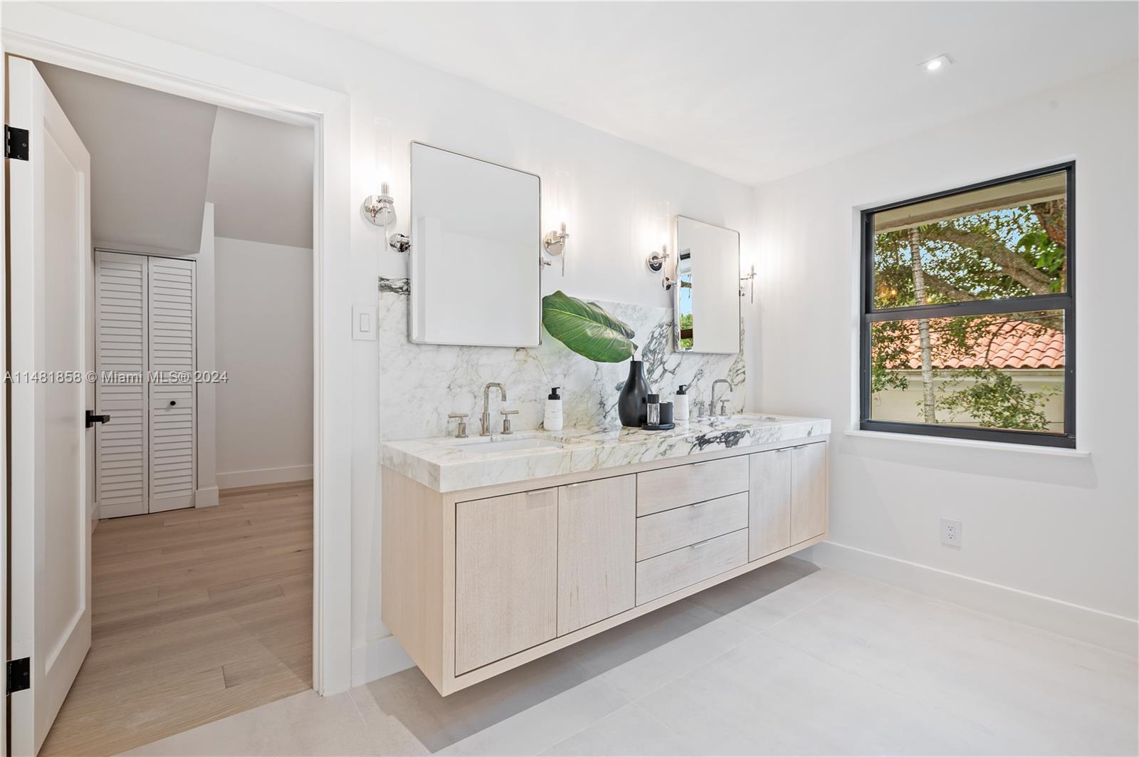 SUNSET VISTAS - Residential