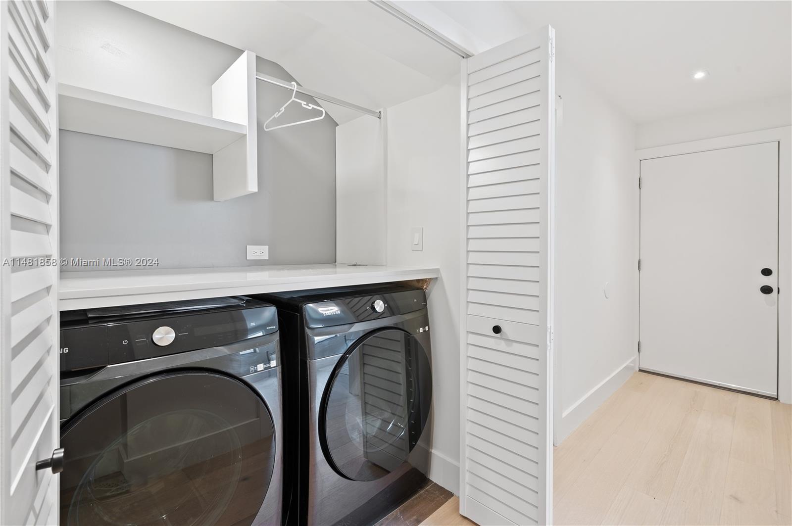 SUNSET VISTAS - Residential