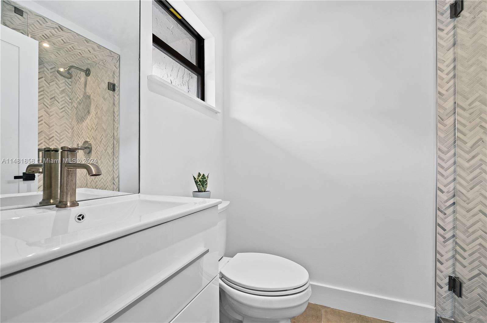 SUNSET VISTAS - Residential