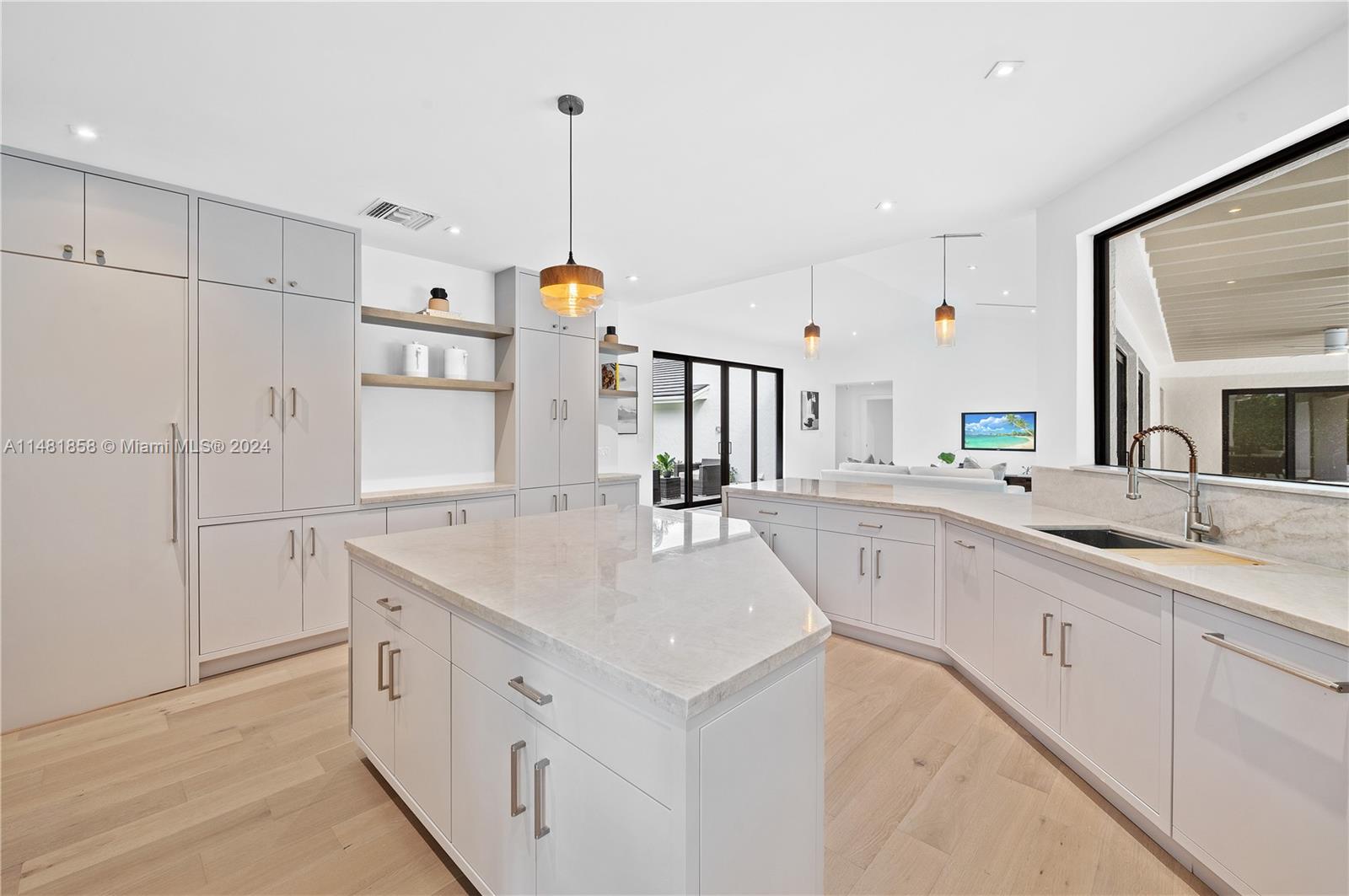 SUNSET VISTAS - Residential