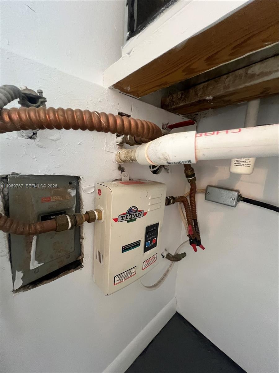 NAUTICO BAY CLUB CONDO - Residential