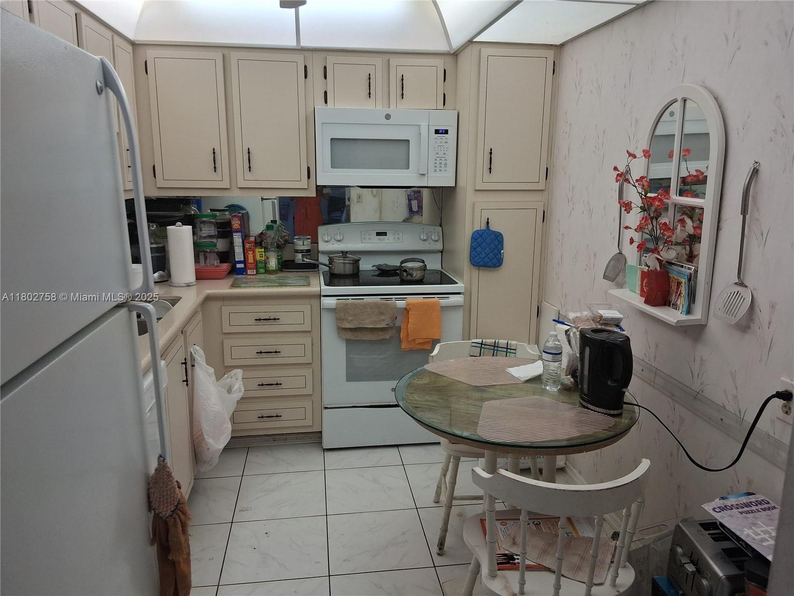 PARK PLACE CONDOMINIUM NO - Residential