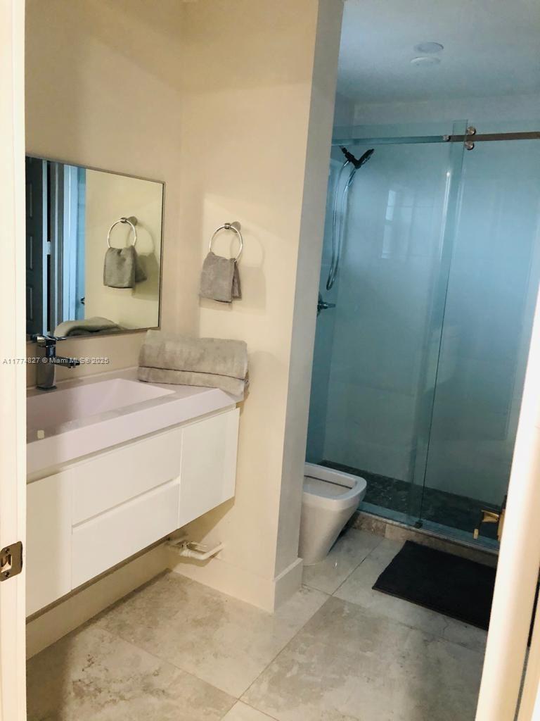 LE CARTIER CONDO - Residential