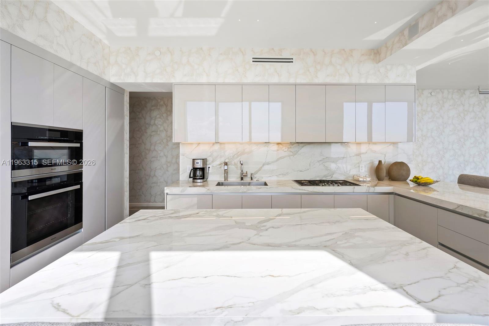 NANCY TERRACE - Residential