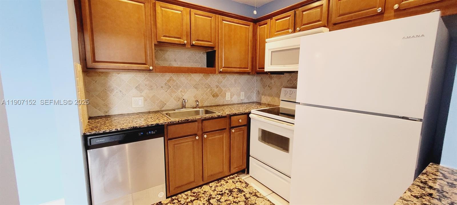 MANSFIELD AT CENTURY VILL - Residential Lease