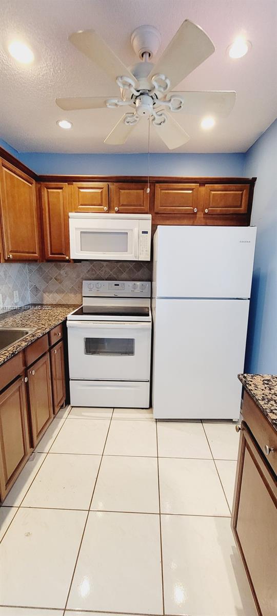 MANSFIELD AT CENTURY VILL - Residential Lease