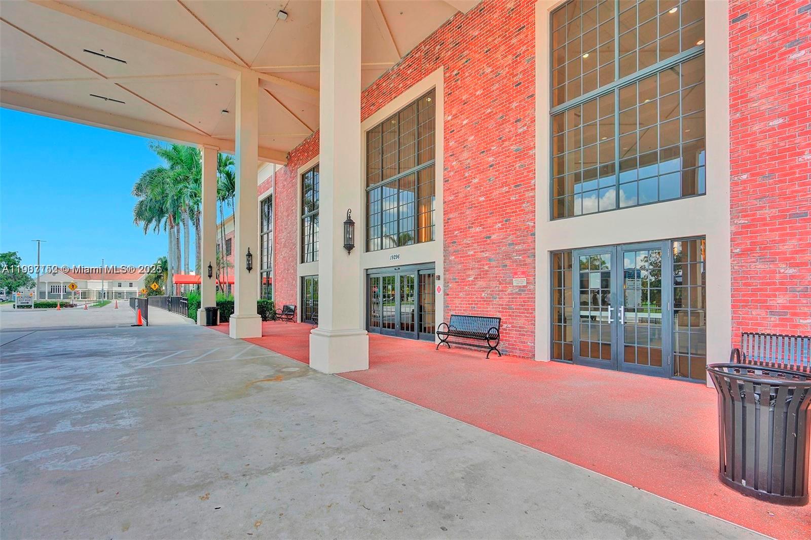 MANSFIELD AT CENTURY VILL - Residential Lease