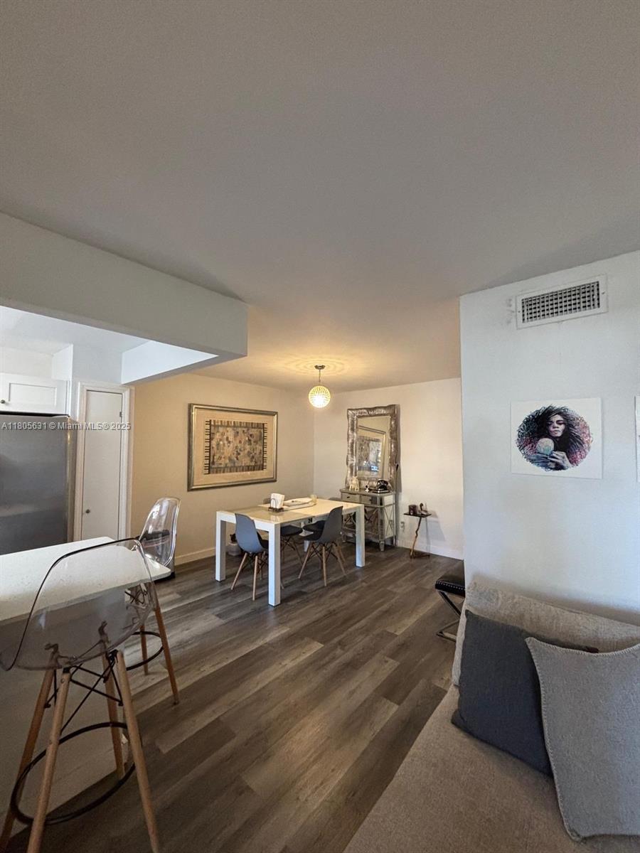BOCA LINDA CONDO - Residential