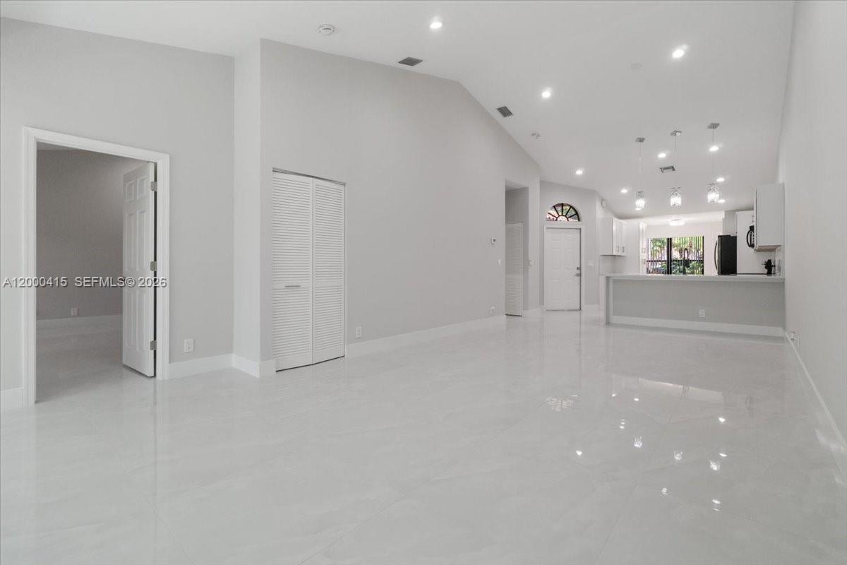 MERIDIANA AT BOCA POINTE - Residential