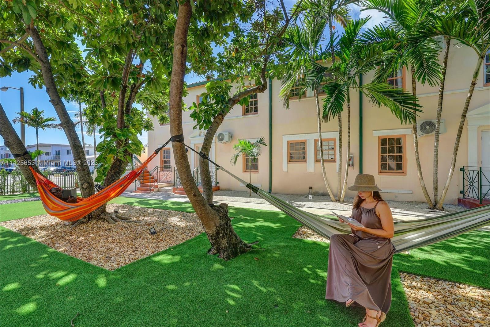 Perfect furnished studio on the beach in a secure and gated building in North Beach. Fully updated unit including bathroom with new electric induction cooktop, air conditioners, lcd tv and terrazzo floors. This is a corner unit with plenty of light and walking distance to the beach and restaurants. Enjoy spacious common courtyard area with hammock, grill .. Property has on-site washer / dryer and is gated. Water, sewer and electricity included.