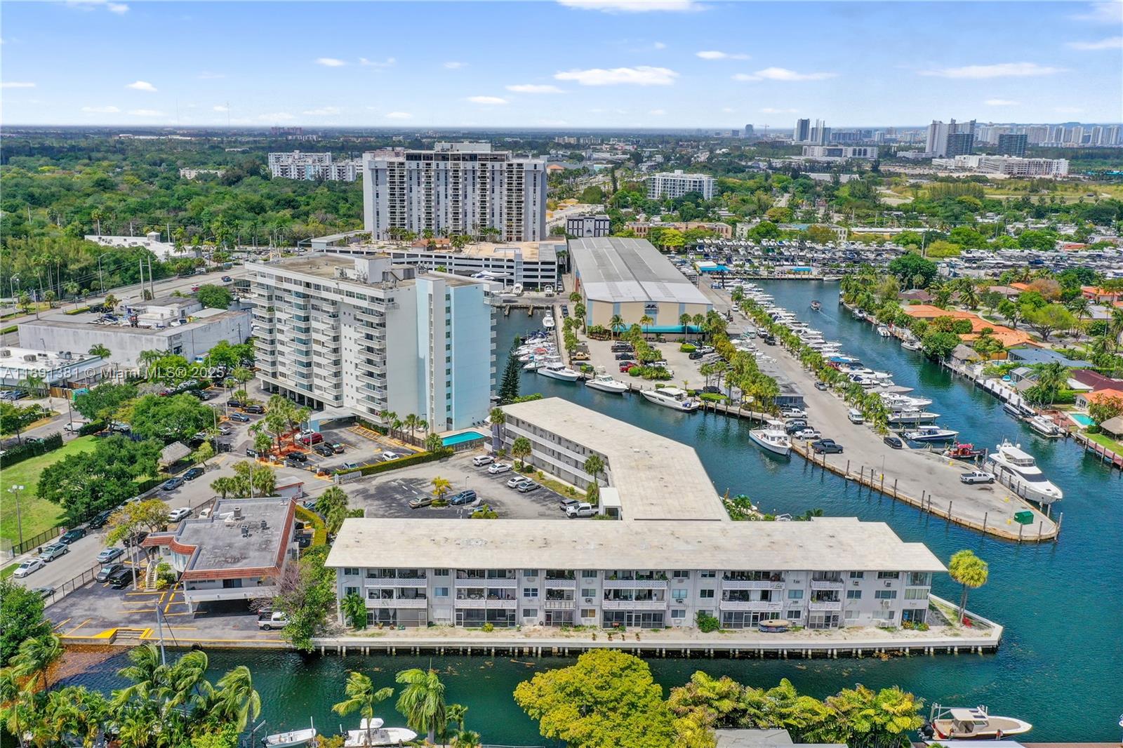 KEYSTONE ARMS CONDO - Residential