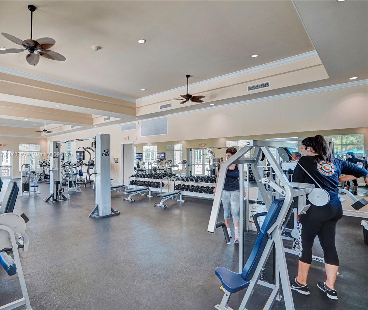 FIJI CONDO NO 3 - Residential