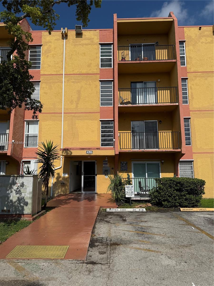 Property for Sale at 4705 Nw 7th St 203-7, Miami, Broward County, Florida - Bedrooms: 2 
Bathrooms: 2  - $270,000