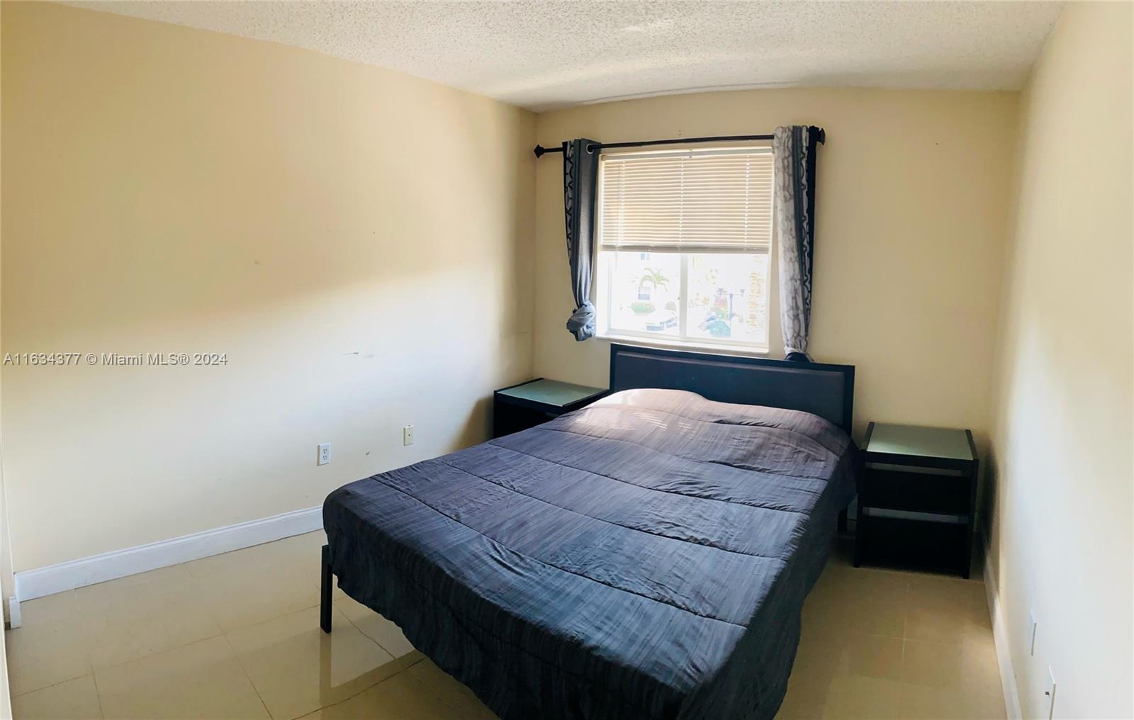 TOWNGATE CONDO TWELVE - Residential Lease