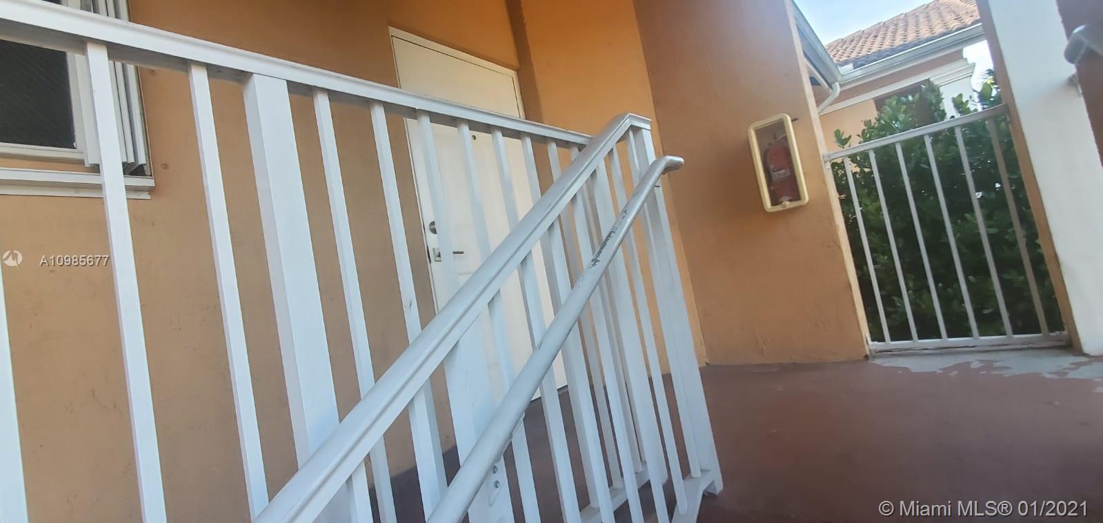 SHOMA HOMES AT COUNTRY CL - Residential Lease