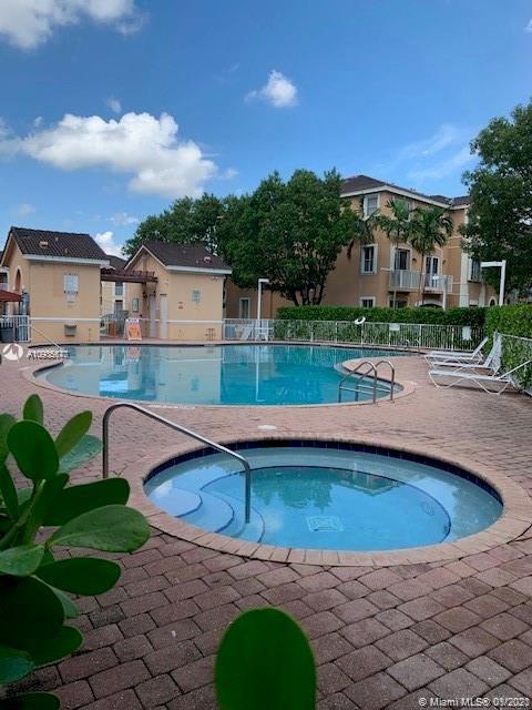 SHOMA HOMES AT COUNTRY CL - Residential Lease