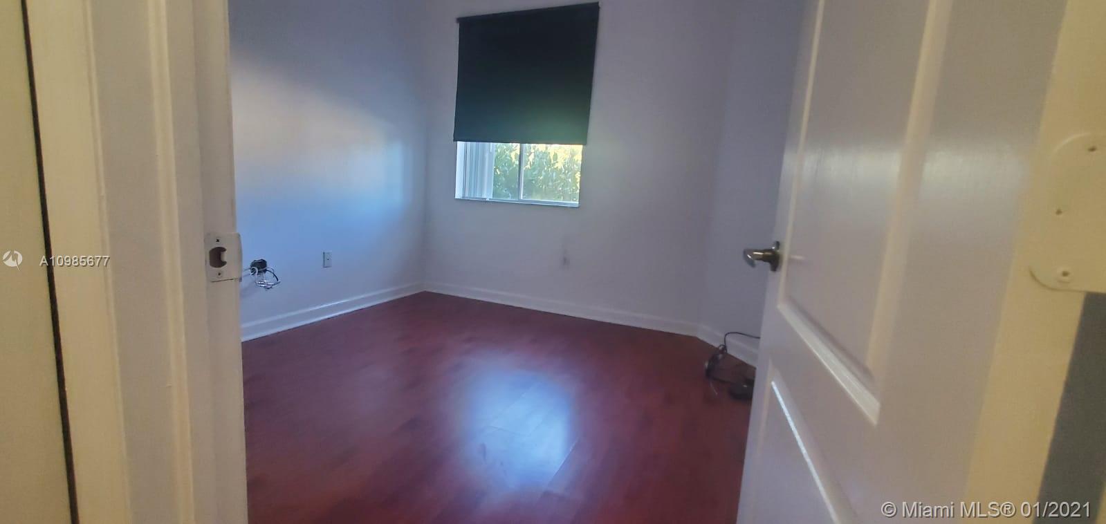 SHOMA HOMES AT COUNTRY CL - Residential Lease