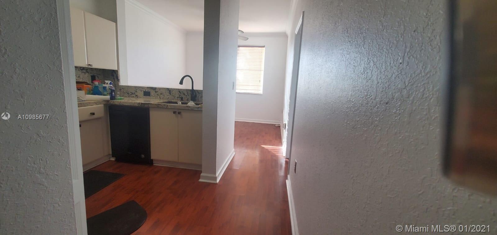 SHOMA HOMES AT COUNTRY CL - Residential Lease