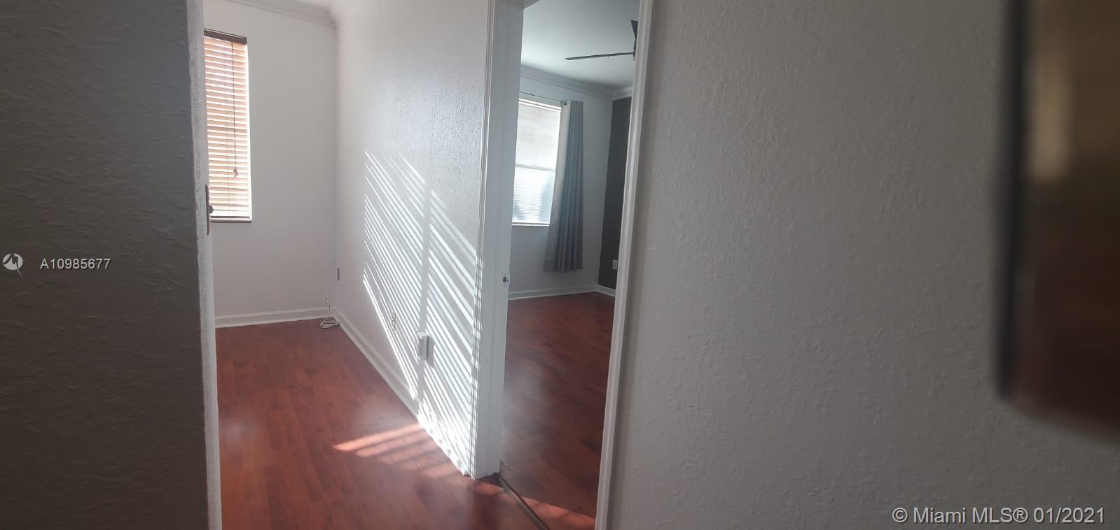 SHOMA HOMES AT COUNTRY CL - Residential Lease