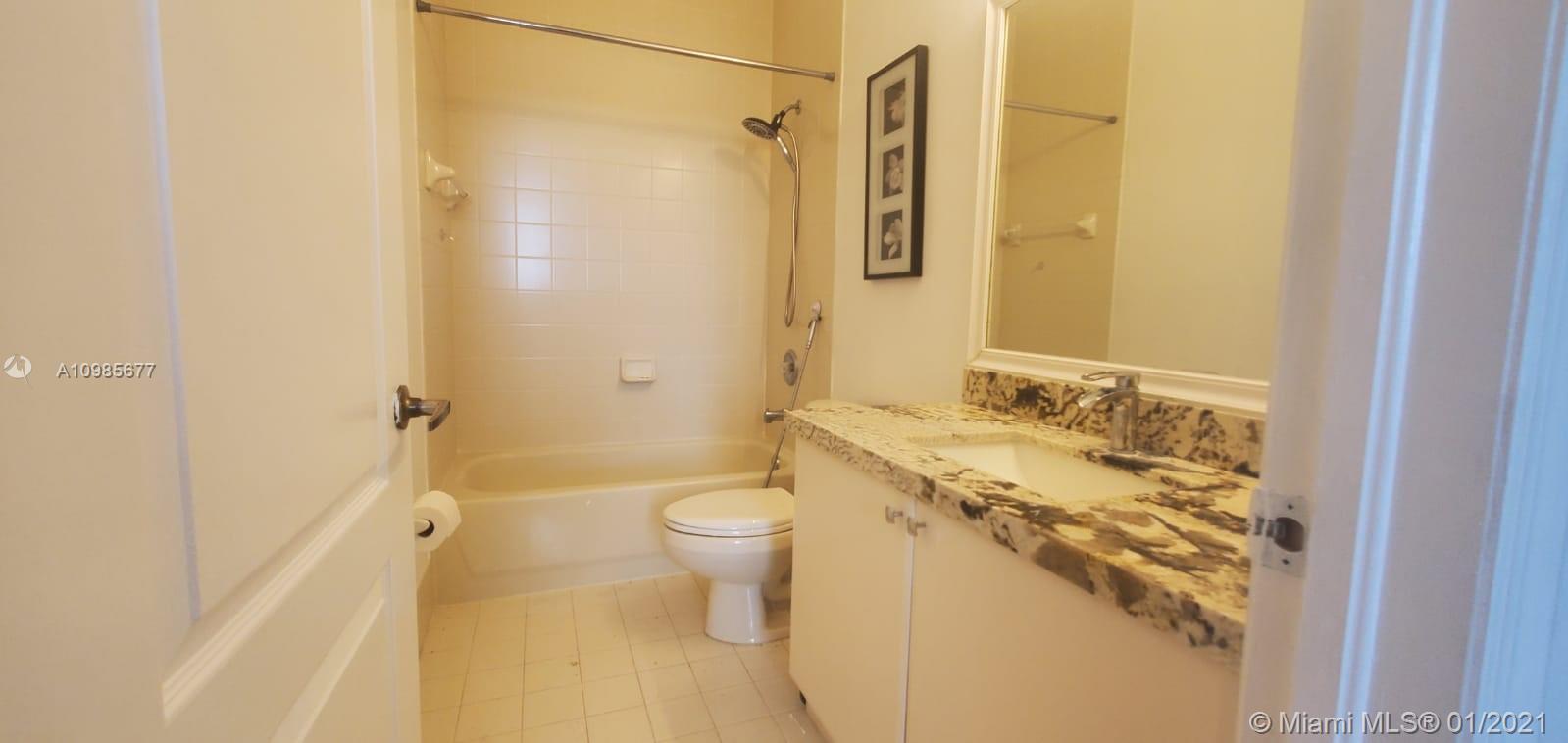 SHOMA HOMES AT COUNTRY CL - Residential Lease