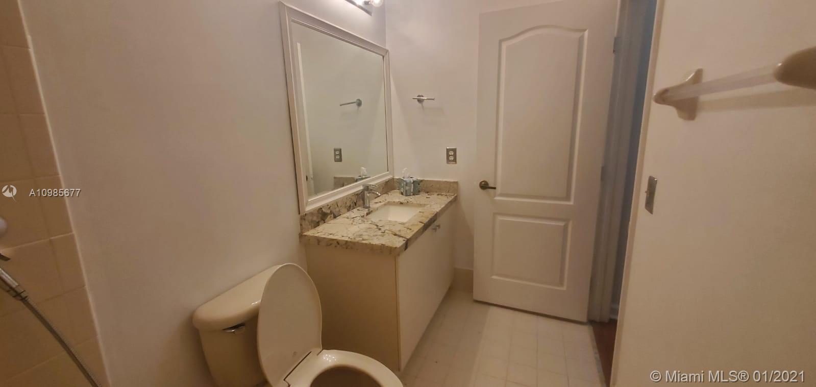 SHOMA HOMES AT COUNTRY CL - Residential Lease