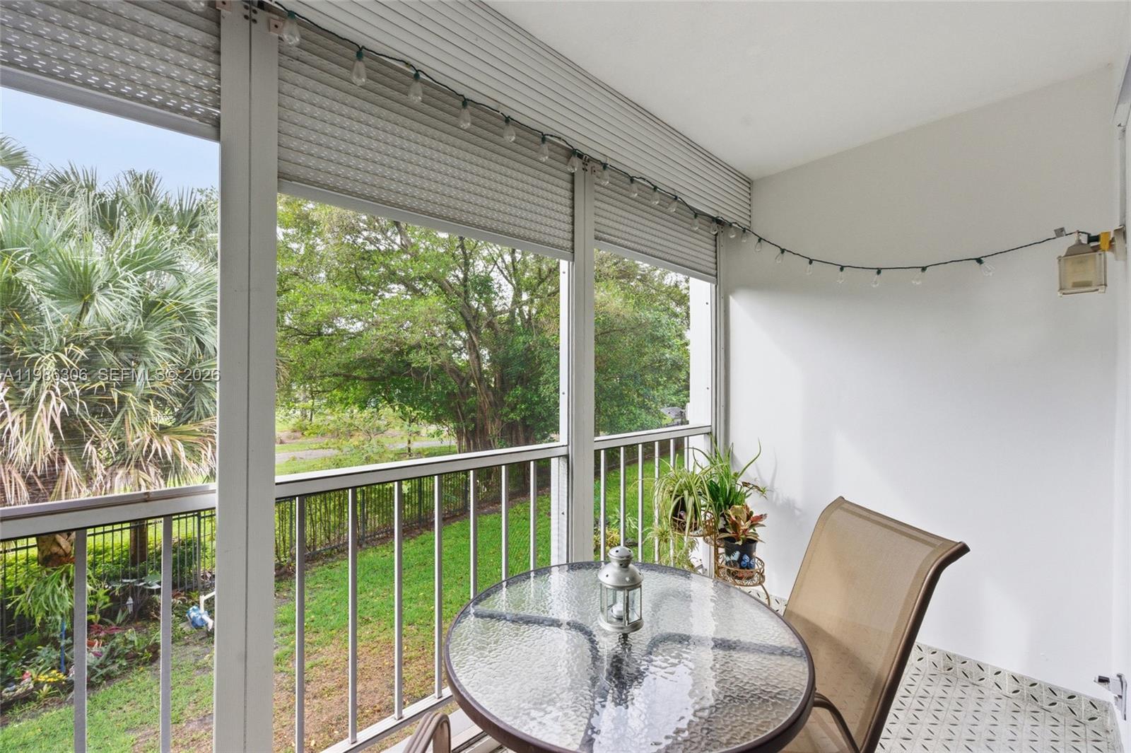 HILLCREST COUNTRY CLUB AP - Residential