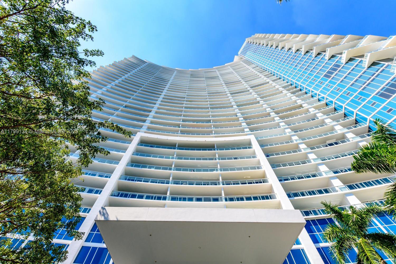 Rental Property at 2020 N Bayshore Dr 3904, Miami, Broward County, Florida - Bedrooms: 2 
Bathrooms: 2  - $6,450 MO.
