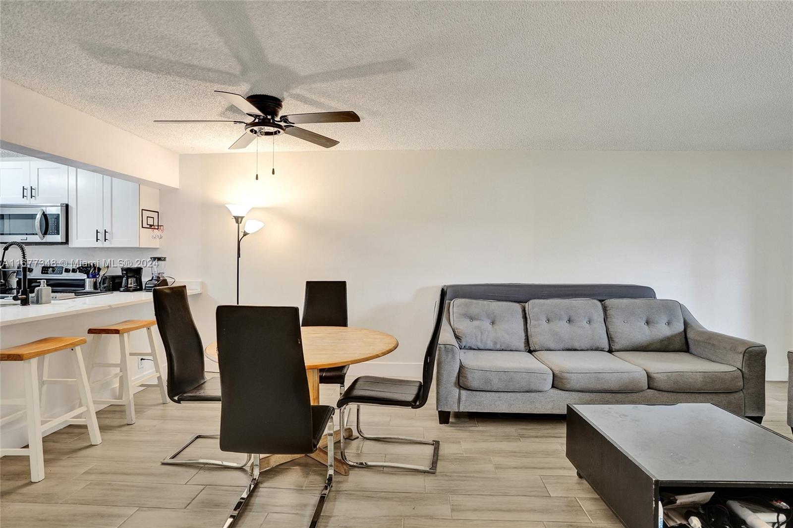 VILLAS AT MEADOW LAKES CO - Residential