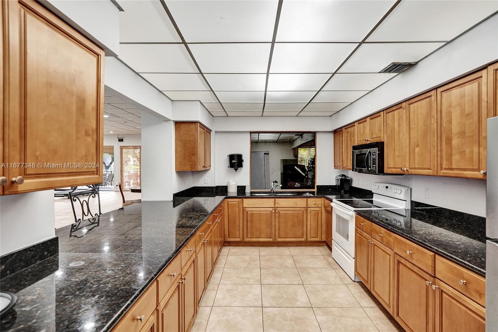 VILLAS AT MEADOW LAKES CO - Residential