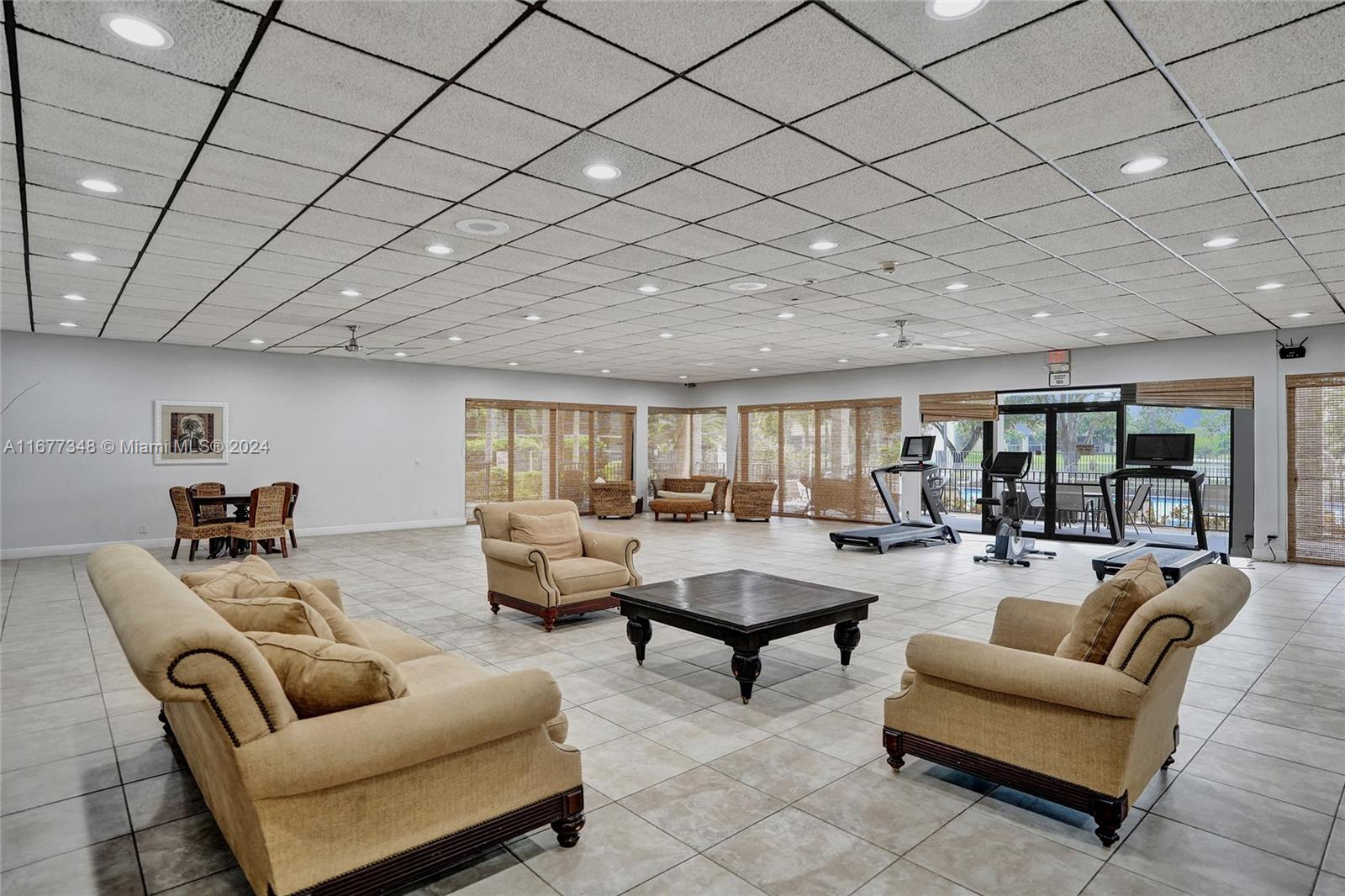 VILLAS AT MEADOW LAKES CO - Residential