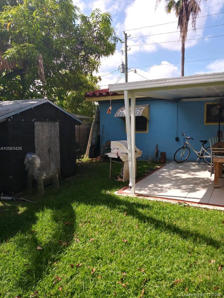 COPPINGS  TROPICAL  GARDEN - Residential