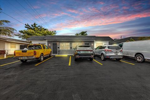 210 NE 40th Ct Oakland Park FL 33334