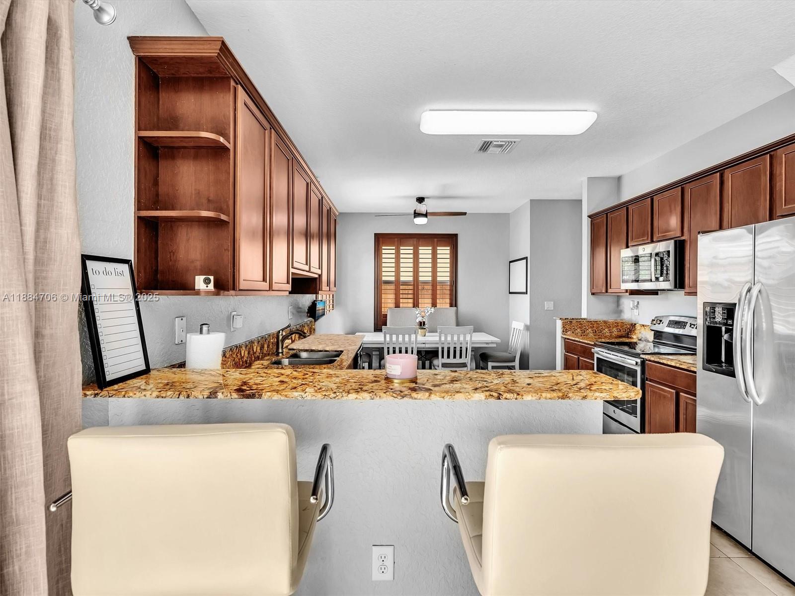 RAULS PLACE AT OASIS - Residential