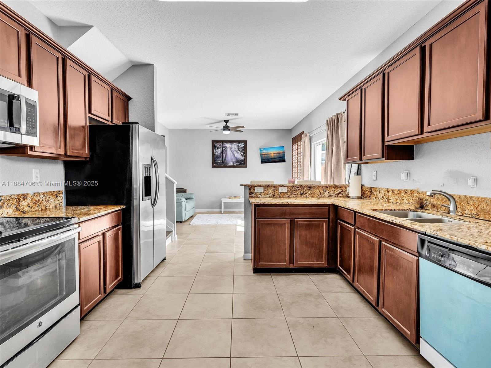 RAULS PLACE AT OASIS - Residential