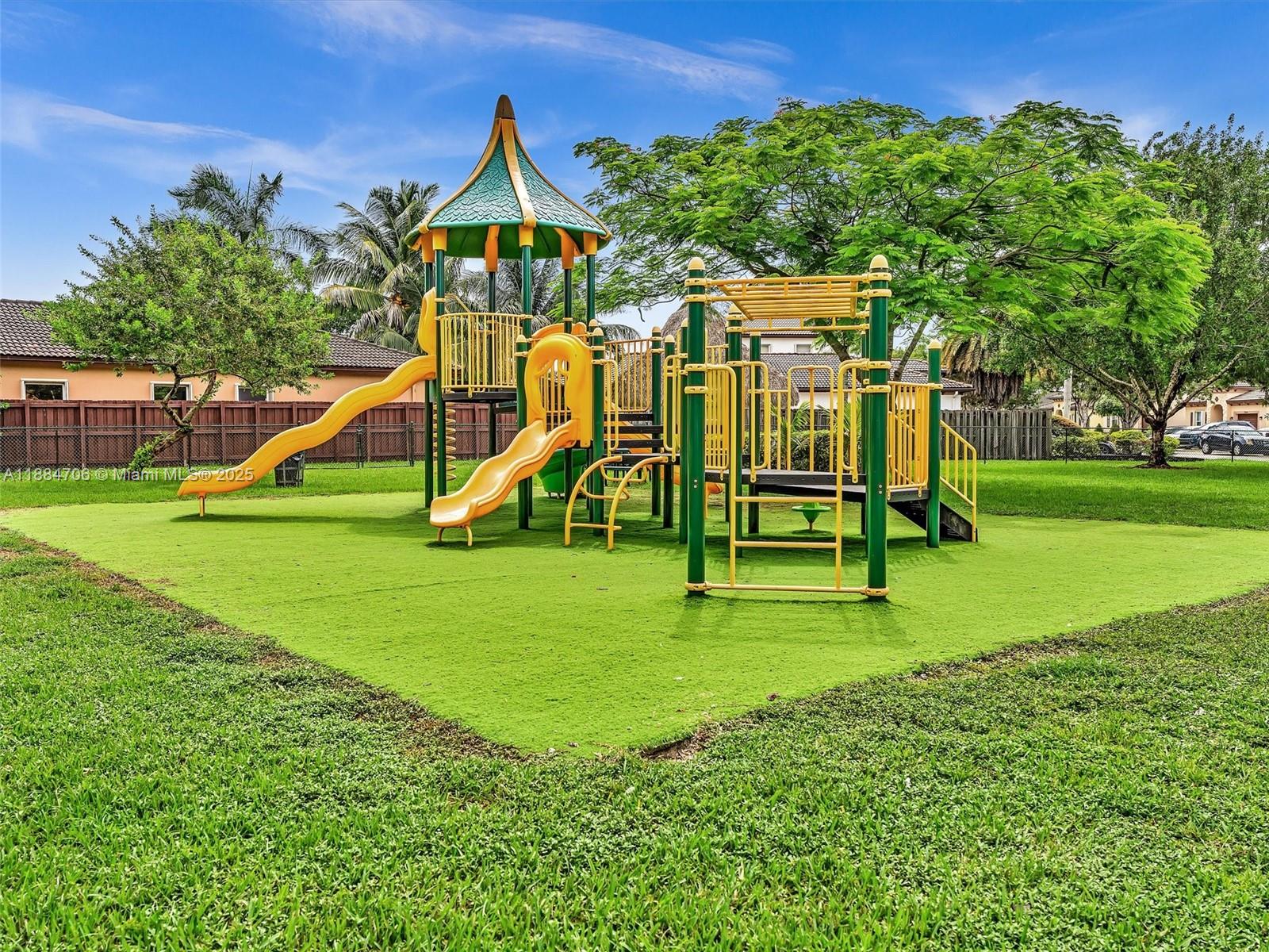 RAULS PLACE AT OASIS - Residential