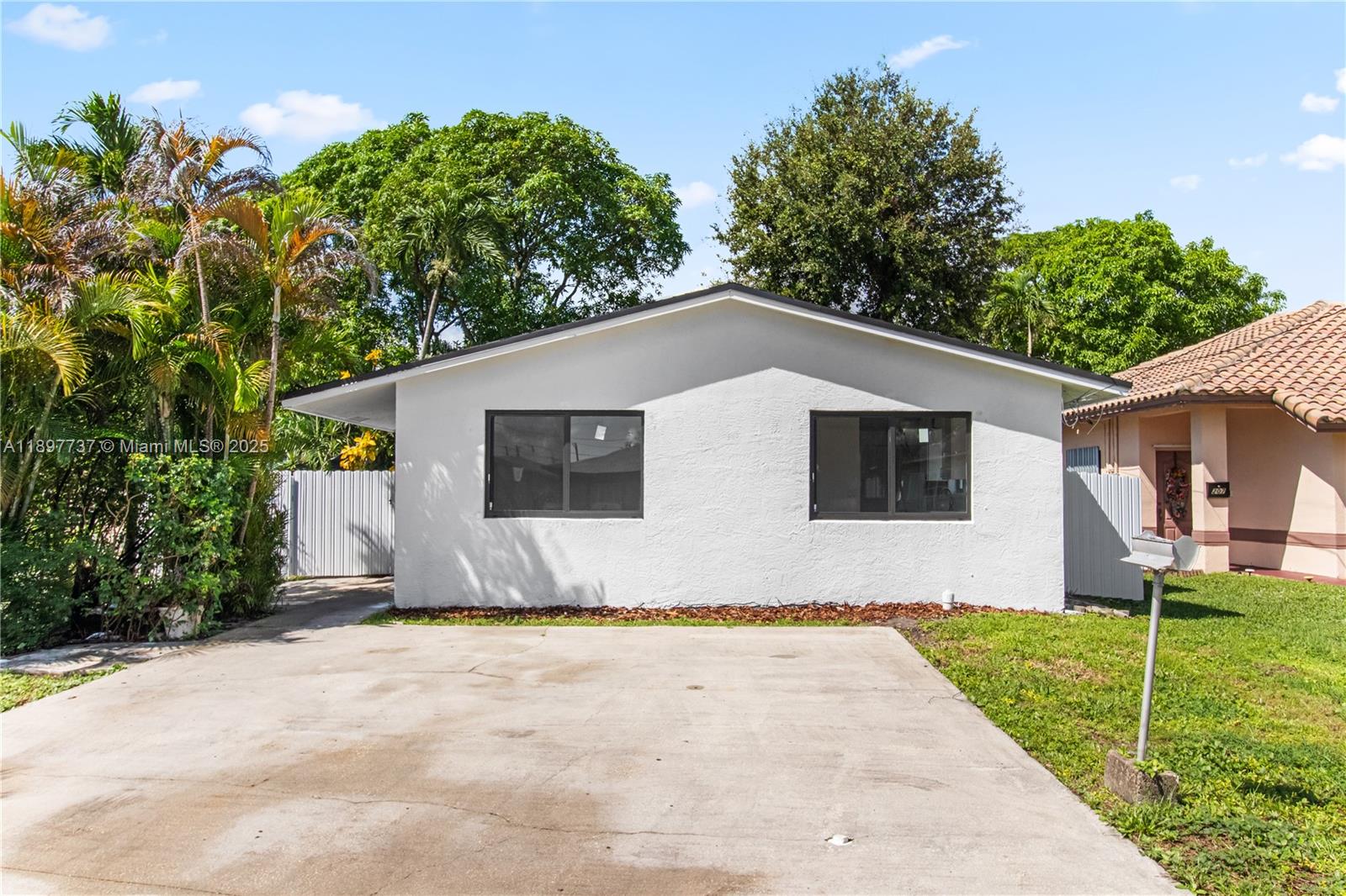 TOWN OF MODELO (DANIA) B- - Residential