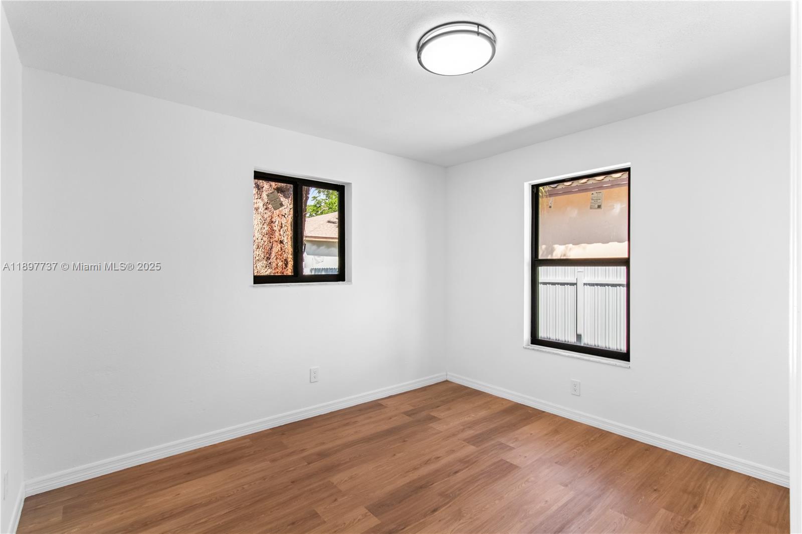 TOWN OF MODELO (DANIA) B- - Residential