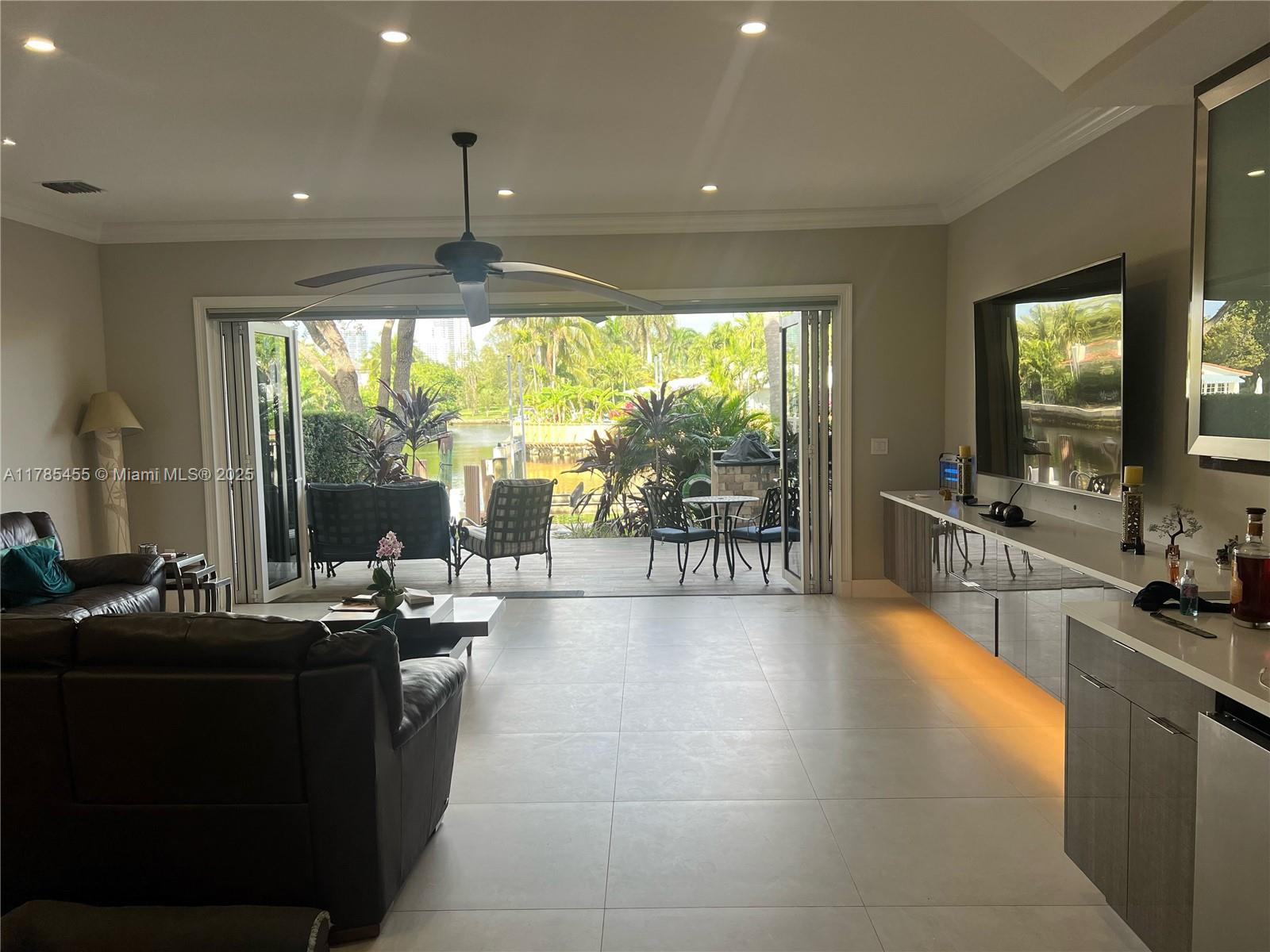 VICTORIA ISLES - Residential Lease